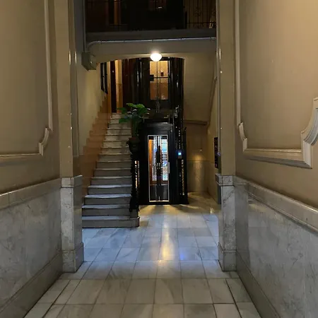 Apartment Centro Example *